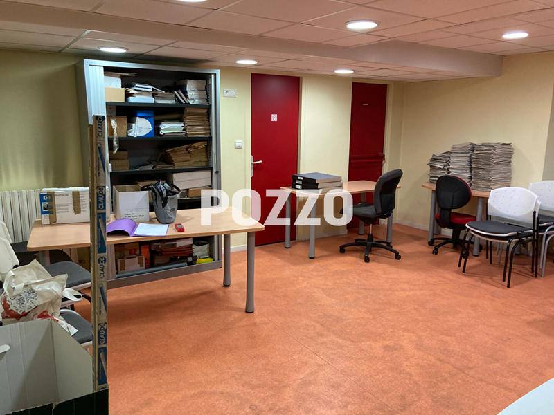 Local commercial - 115 m²