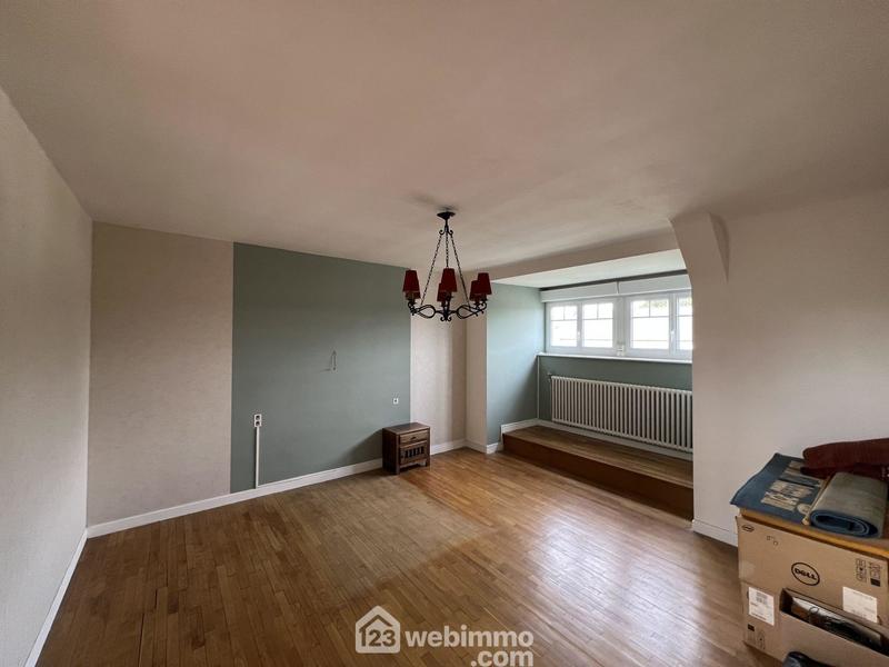 Maison - 157 m² - 7 pièces