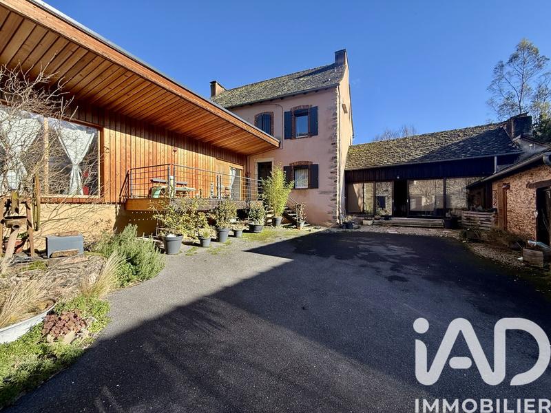 Maison de campagne - 230 m² - 5 pièces