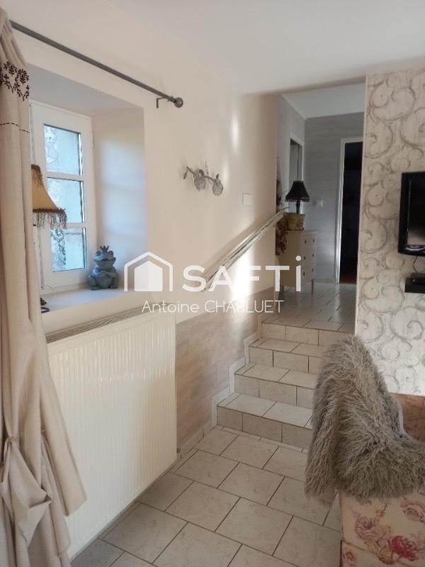 Maison - 360 m² - 10 pièces