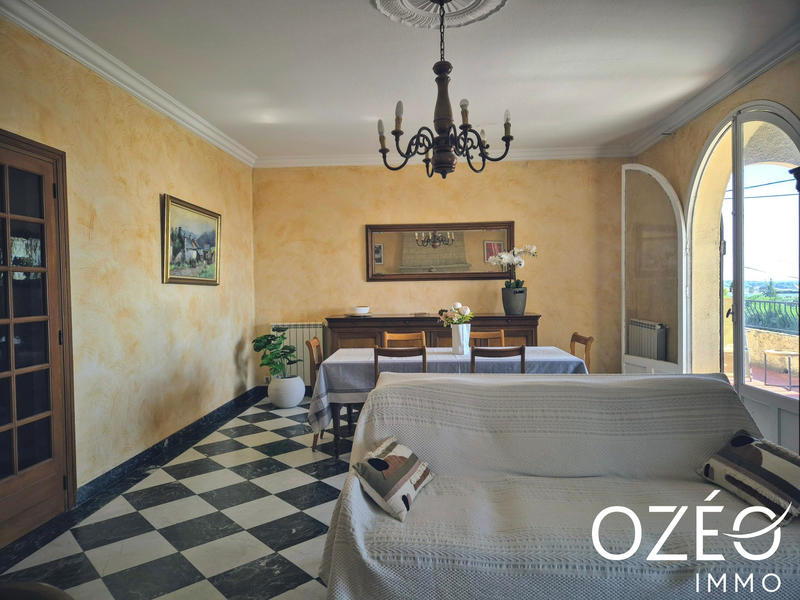 Maison - 103 m² - 4 pièces