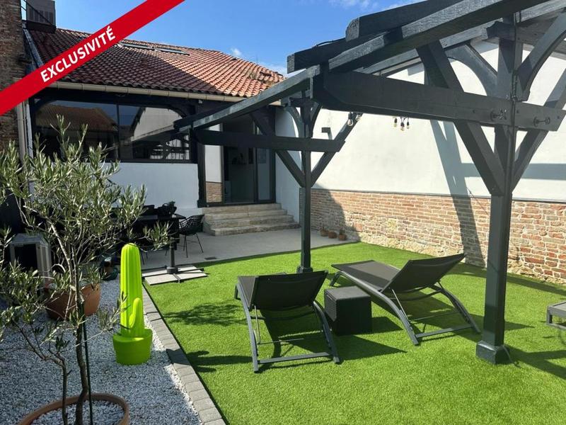 Maison - 230 m² - 3 pièces