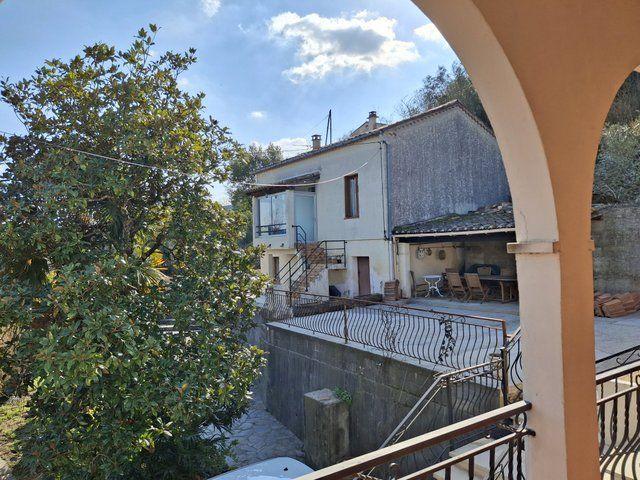 Maison - 150 m² - 8 pièces