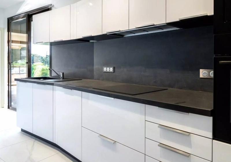 Appartement - 270 m² - 7 pièces