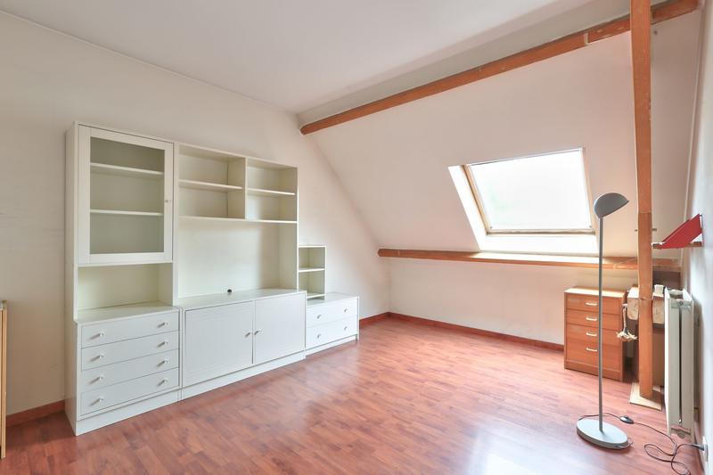 Maison traditionnelle - 140 m² - 7 pièces