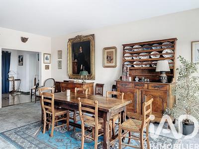 Appartement - 183 m² - 7 pièces