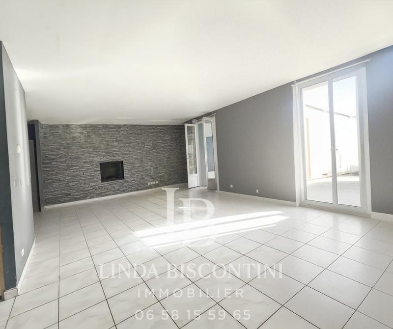 Maison - 128 m² - 7 pièces