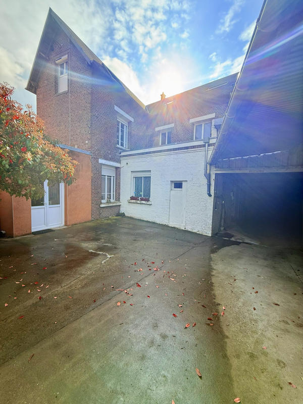 Maison ancienne - 320 m² - 11 pièces