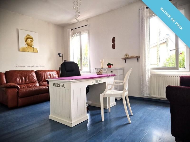 Maison traditionnelle - 194 m² - 6 pièces