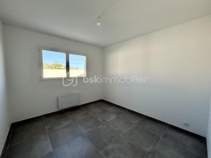 Villa - 80 m² - 4 pièces