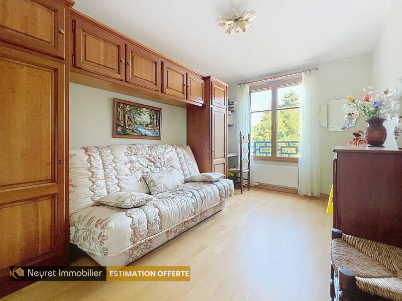 Appartement - 104 m² - 4 pièces