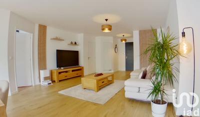 Maison - 96 m² - 5 pièces