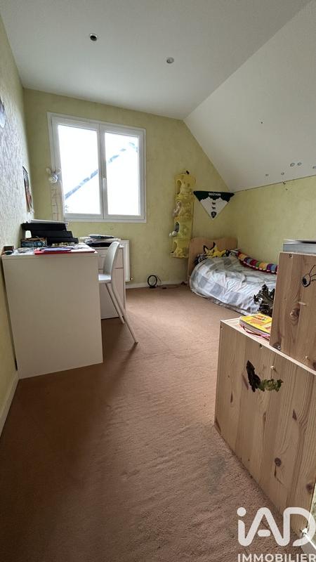 Maison - 235 m² - 8 pièces