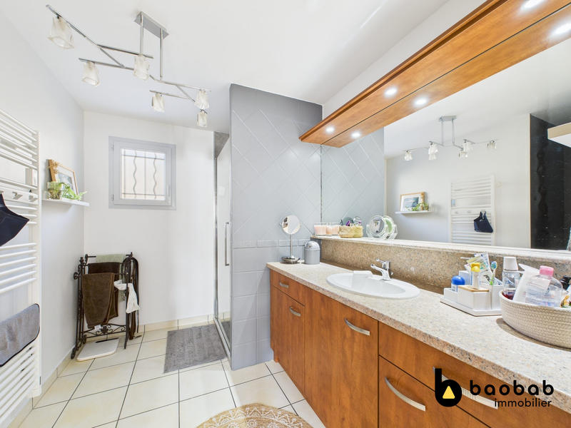 Villa - 115 m² - 6 pièces