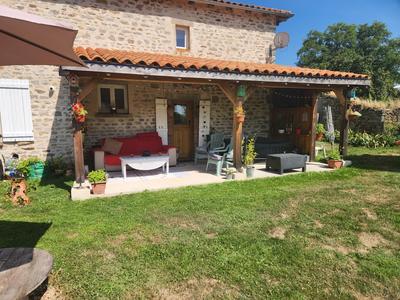 Maison - 150 m² - 5 pièces