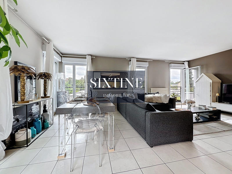 Appartement - 106 m² - 4 pièces