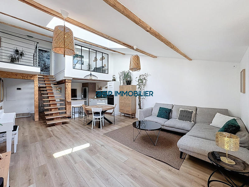 Maison traditionnelle - 135 m² - 5 pièces