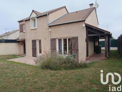 Maison - 96 m² - 4 pièces