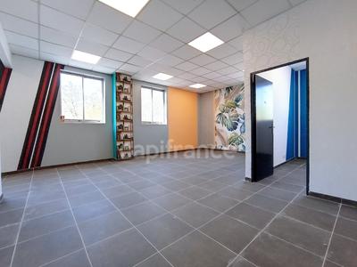 Bureau - 300 m² - 12 pièces