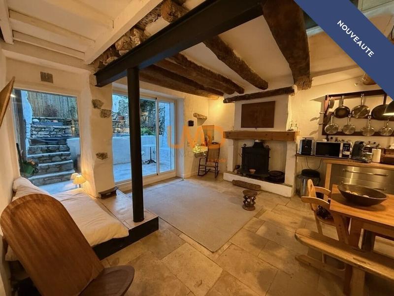 Maison - 195 m² - 8 pièces