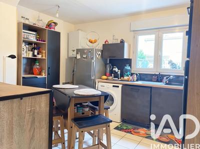 Maison - 94 m² - 4 pièces
