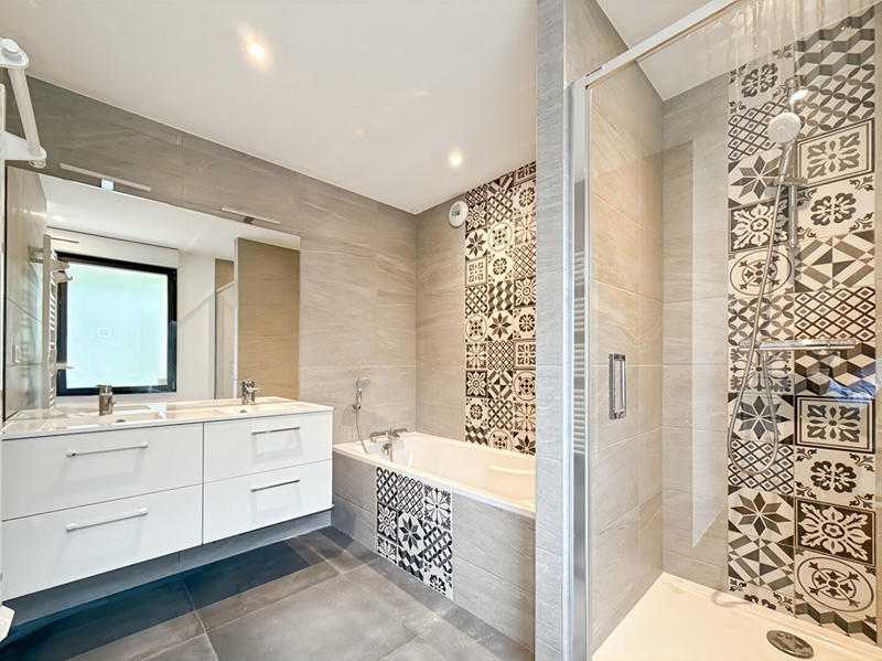 Maison - 133 m² - 6 pièces