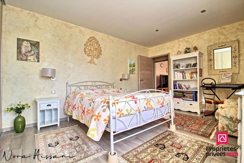 Maison - 195 m² - 6 pièces