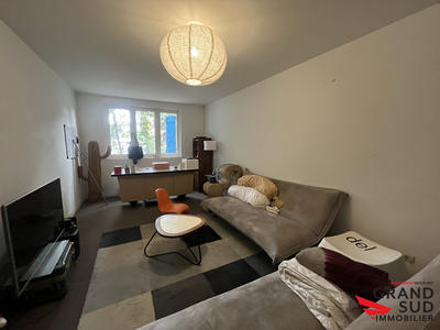 Maison - 370 m² - 10 pièces