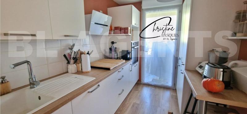 Appartement - 65 m² - 4 pièces