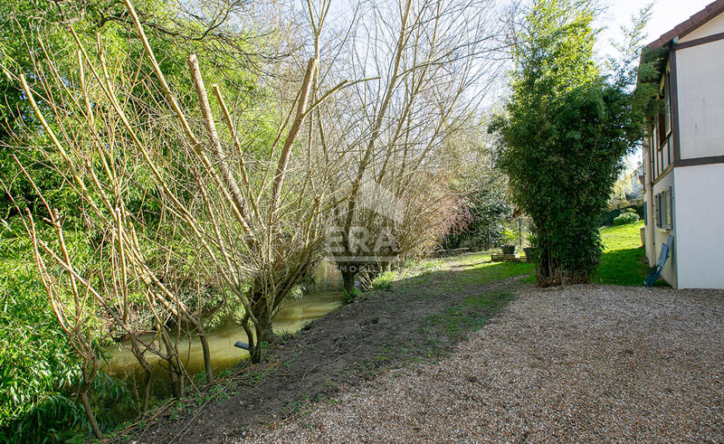 Maison - 135 m² - 7 pièces