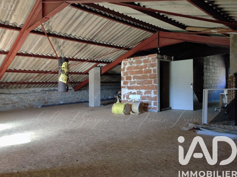 Maison - 200 m² - 7 pièces