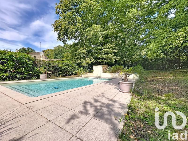 Maison - 200 m² - 6 pièces