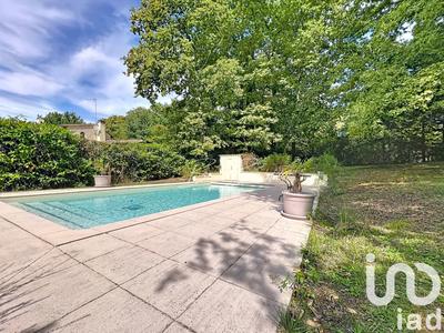 Maison - 200 m² - 6 pièces