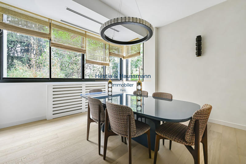 Appartement - 150 m² - 3 pièces