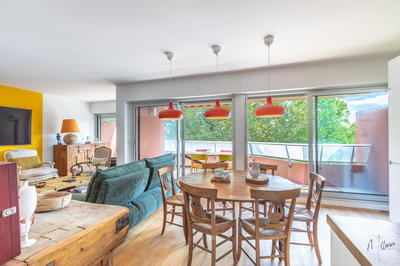 Appartement - 98 m² - 4 pièces