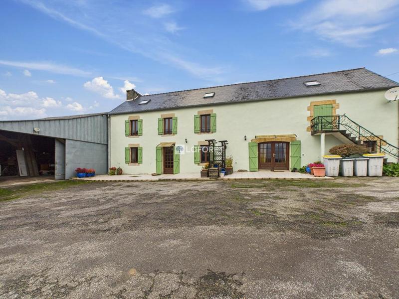 Maison - 669 m² - 18 pièces