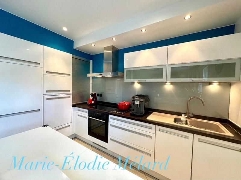 Maison - 147 m² - 7 pièces