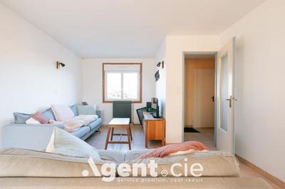 Maison - 100 m² - 6 pièces