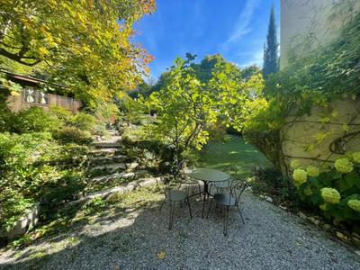 Propriété - 136 m² - 5 pièces