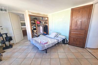 Maison - 400 m² - 14 pièces