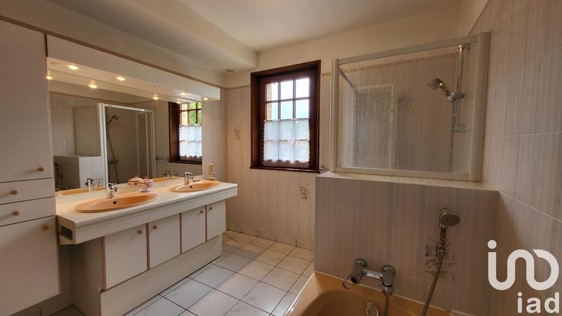 Maison - 160 m² - 6 pièces