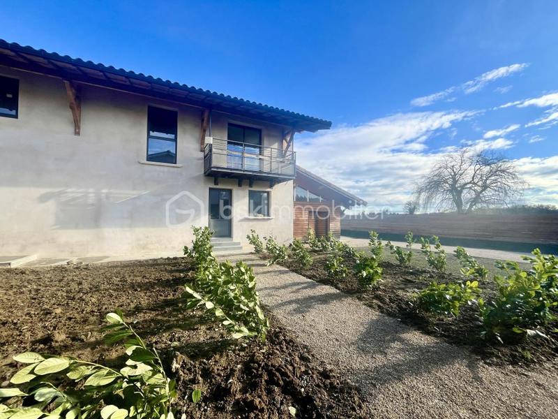 Maison - 137 m² - 5 pièces