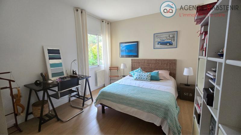 Maison - 258 m² - 7 pièces