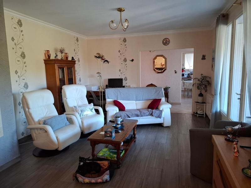 Maison - 152 m² - 6 pièces