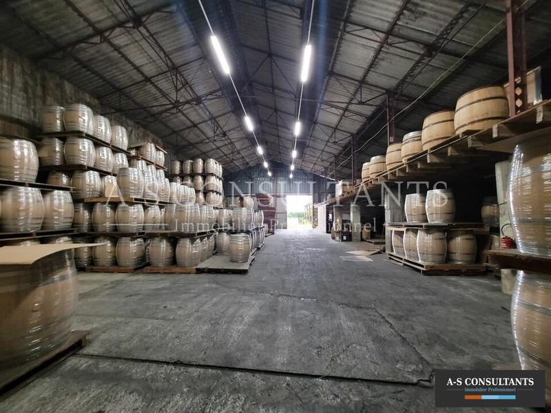 Local d'activité / Entrepôt - 520 m²