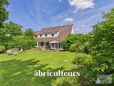 Maison - 167 m² - 6 pièces