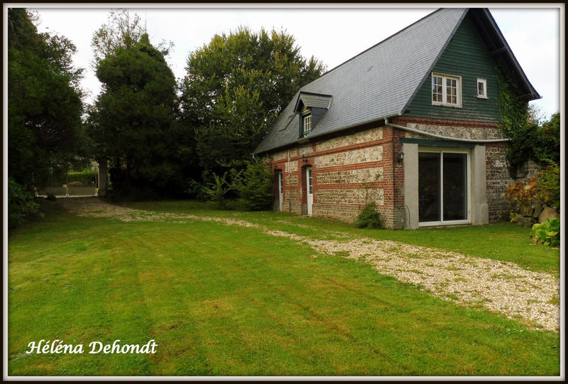 Maison - 227 m² - 13 pièces