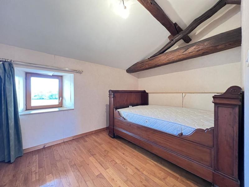 Maison - 230 m² - 7 pièces