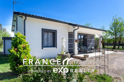 Maison - 80 m² - 4 pièces