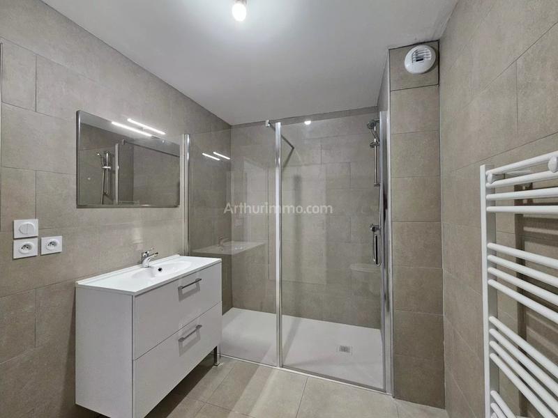 Appartement - 85 m² - 3 pièces